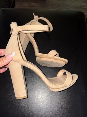 Women’s Ankle Strap Block Heel Sandals - Beige